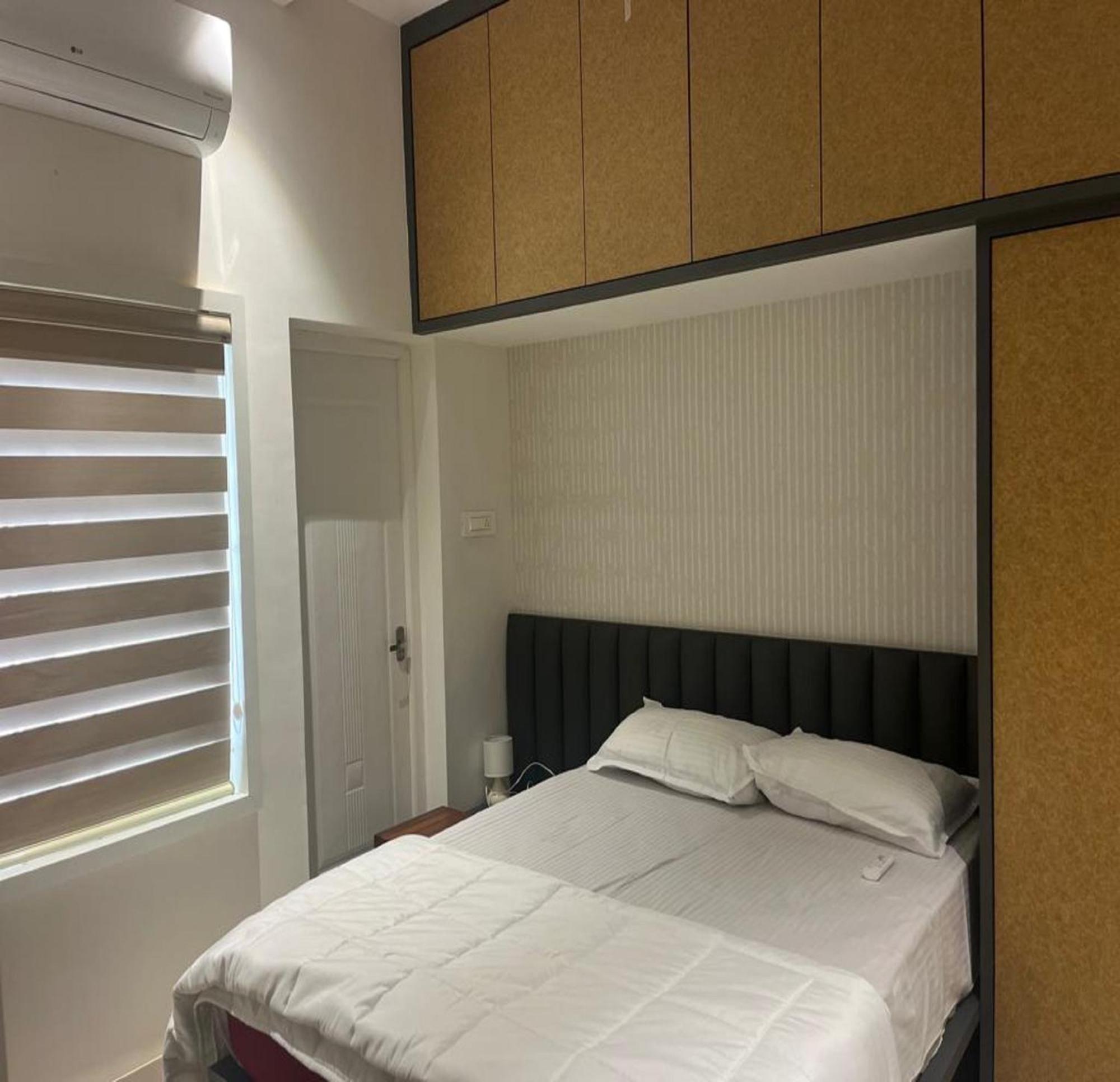 Thulasi Avenue Inn Pollāchi Exteriér fotografie