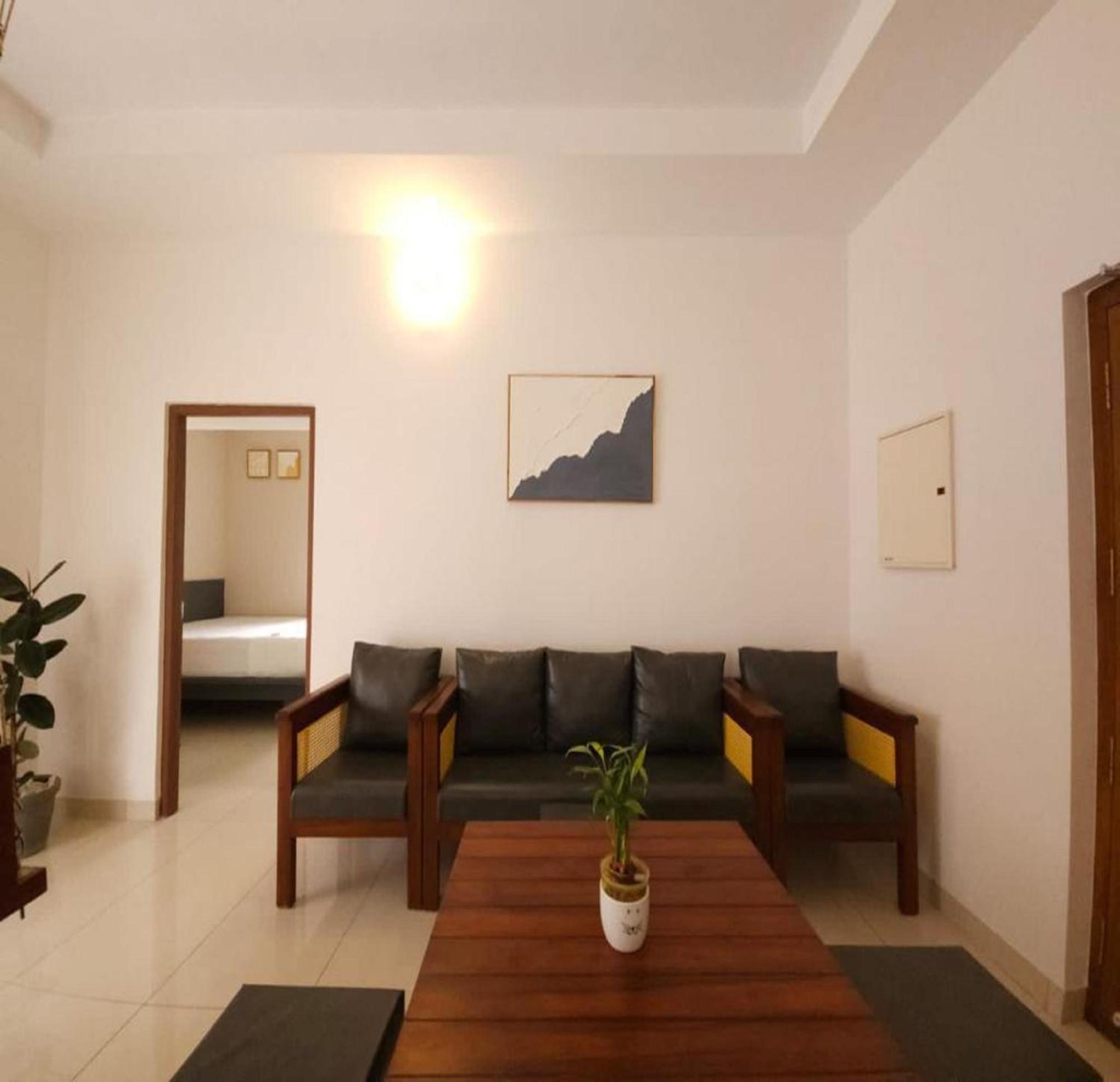 Thulasi Avenue Inn Pollāchi Exteriér fotografie