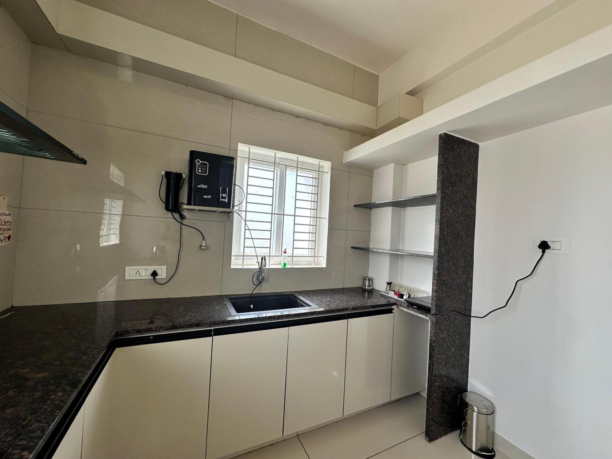 Thulasi Avenue Inn Pollāchi Exteriér fotografie