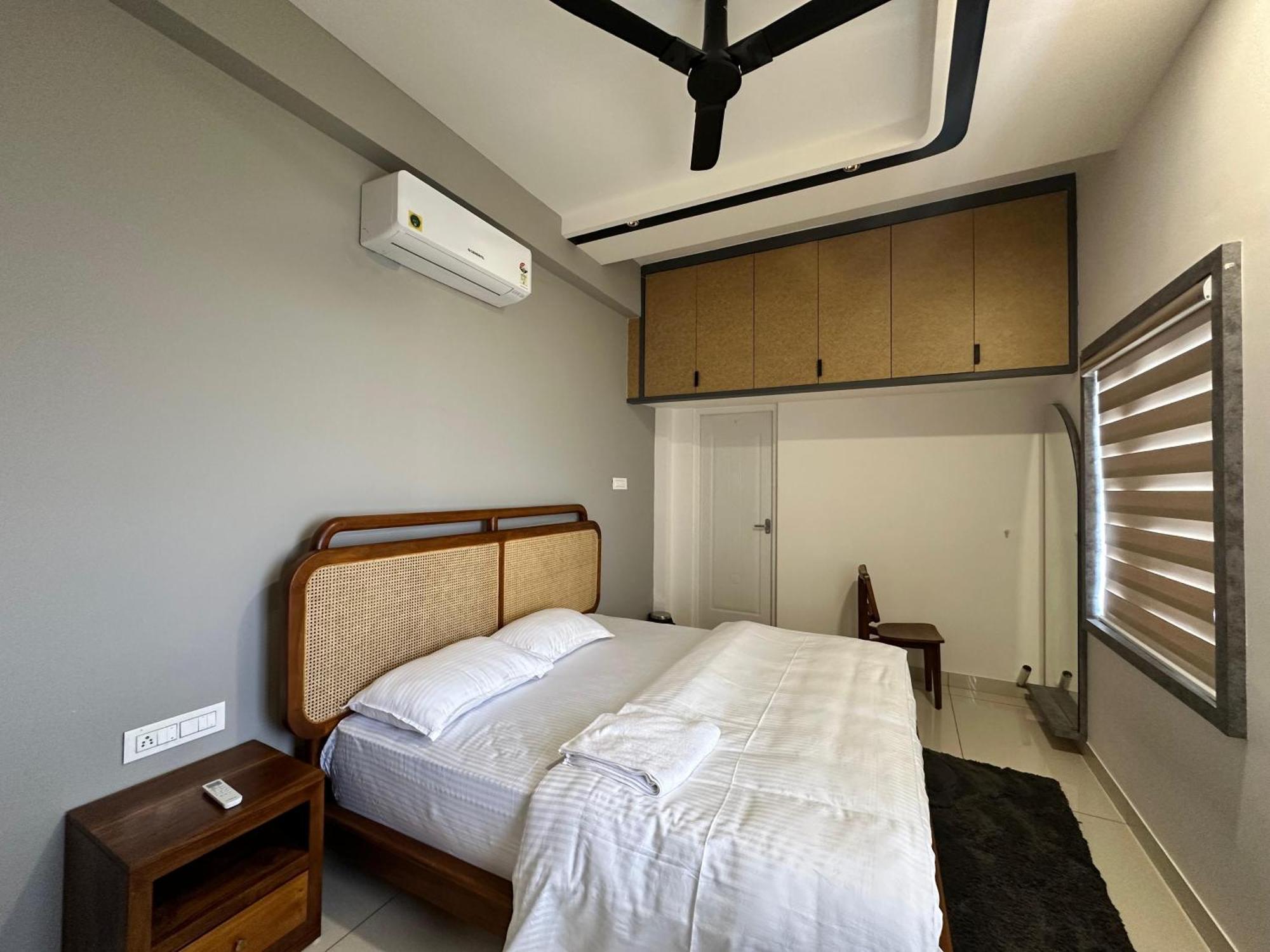 Thulasi Avenue Inn Pollāchi Exteriér fotografie